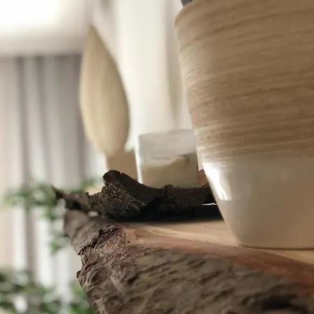 Parkplatz Und Balkon - Burberg's Heimathafen In Apartment