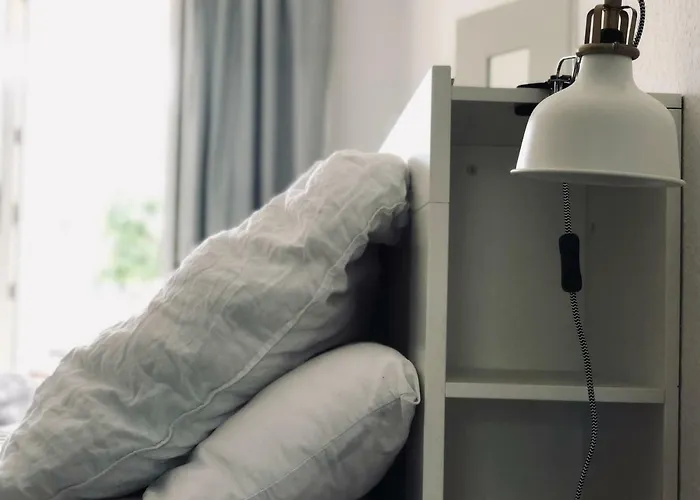 Parkplatz Und Balkon - Burberg's Heimathafen In * ויסבאדן