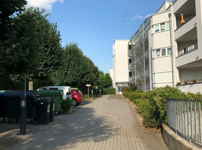 Parkplatz Und Balkon - Burberg's Heimathafen In Apartament *